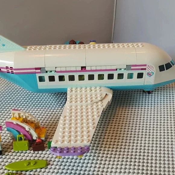 41429 Heartlake City Airplane, LEGO Friends Used 95% Complete